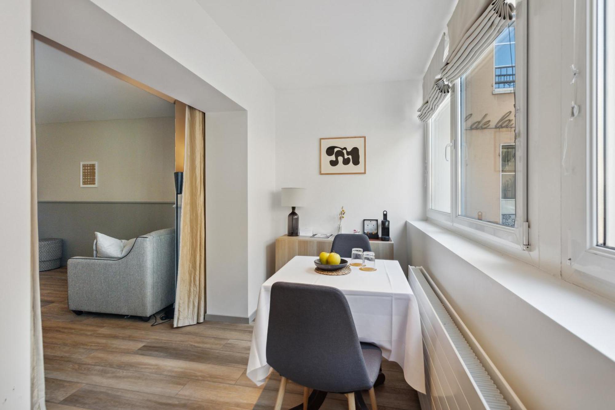 Hotel De La Couronne Morges Buitenkant foto