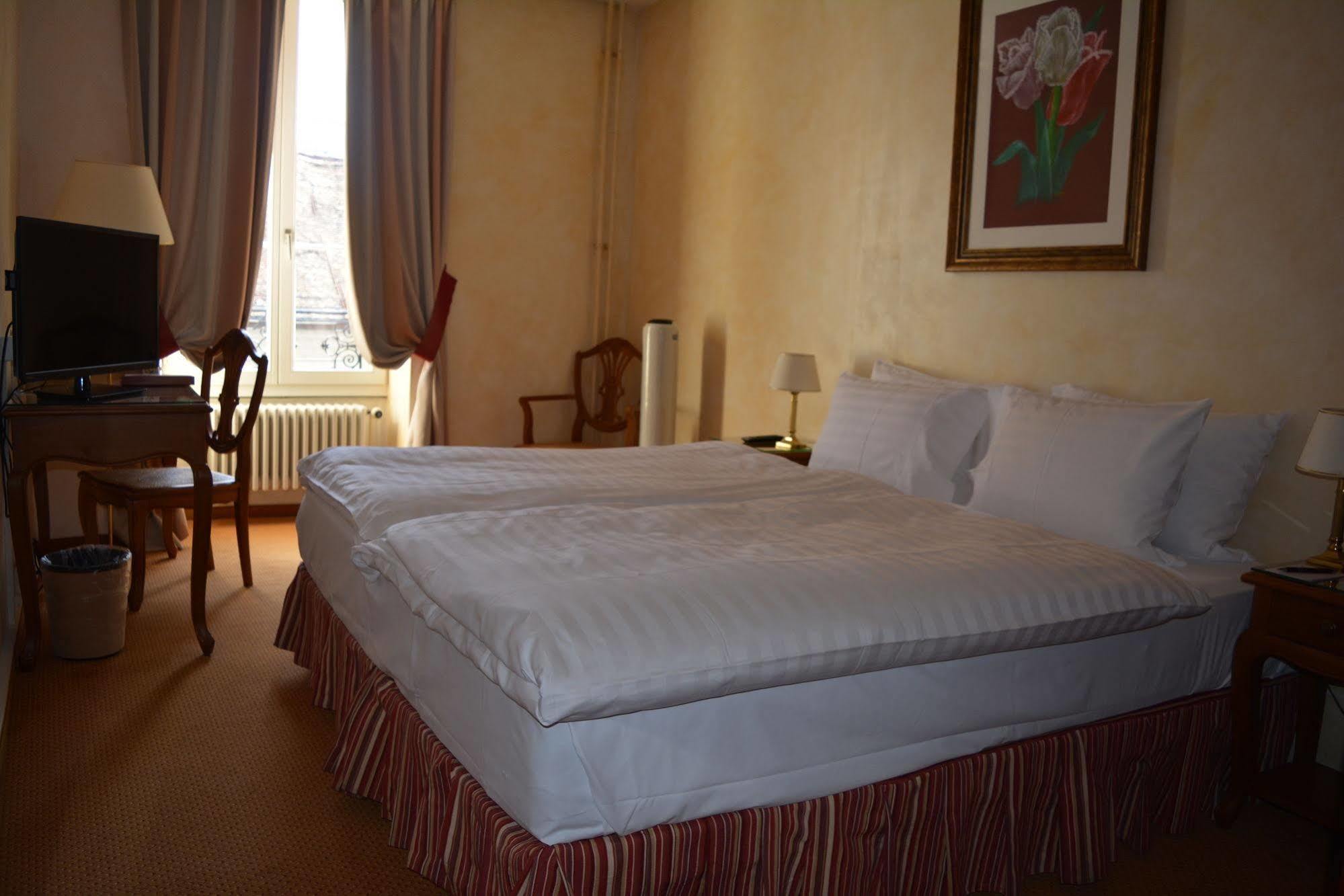 Hotel De La Couronne Morges Buitenkant foto